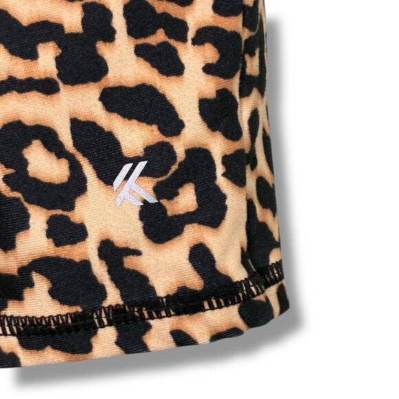 Kyodan Active leopard print crop top / sports bra - Picture 6 of 8